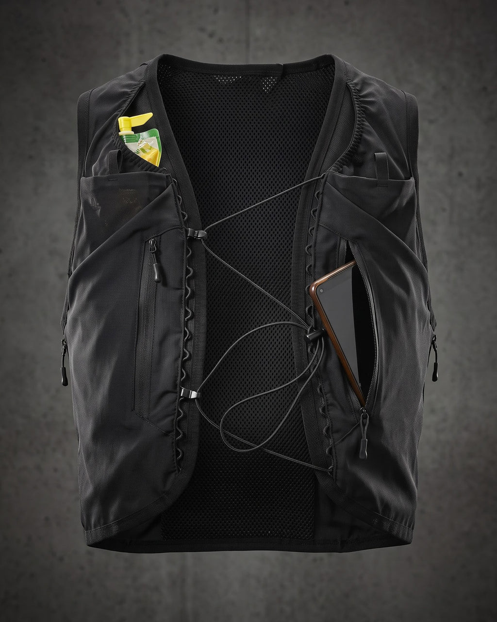 Gilet d'hydratation trail NEOSTRIDE HV-1 avec gel et téléphone dans les poches avant